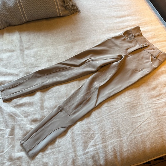 High rise breeches 🐴 by Von Joof